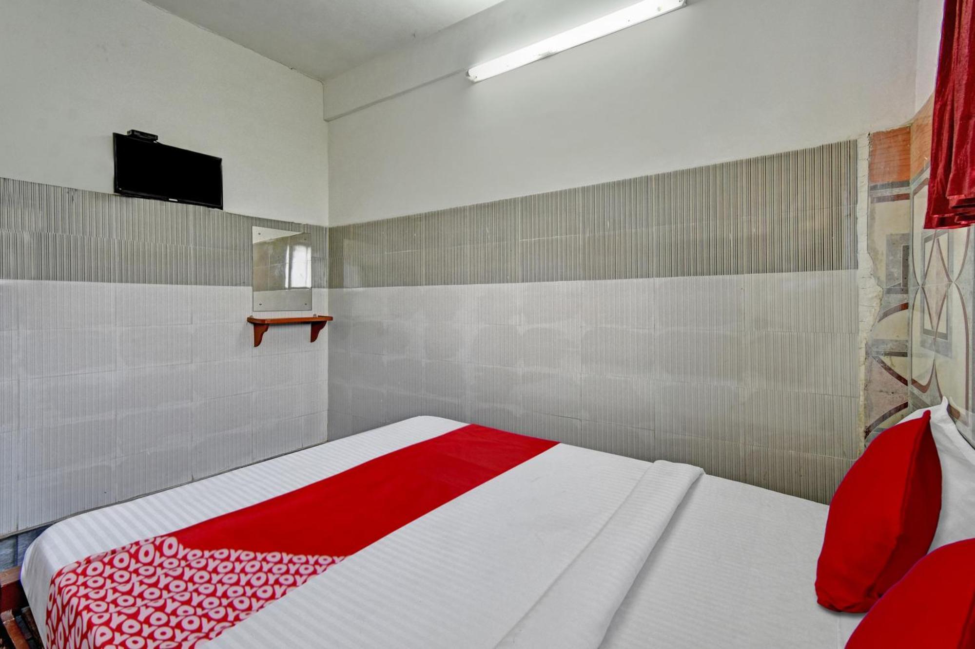 Hotel O Rkr Residency Madras Buitenkant foto