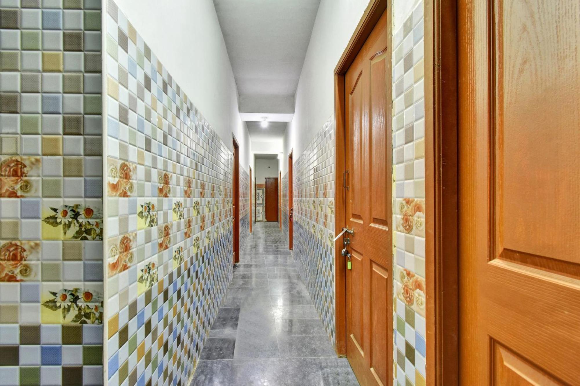 Hotel O Rkr Residency Madras Buitenkant foto